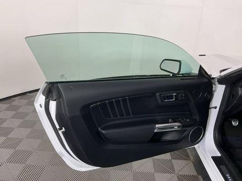 Used 2017 Ford Mustang GT Premium w/ GT Performance Package image 12