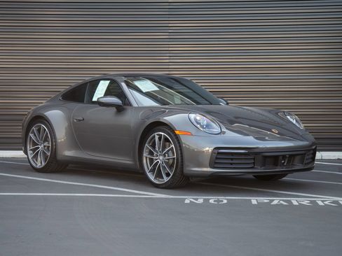 Certified 2024 Porsche 911 Carrera RWD image 9