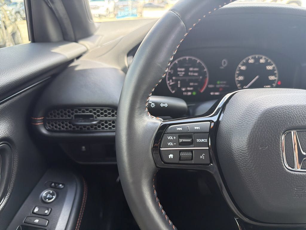 Used 2024 Honda HR-V Sport image 29