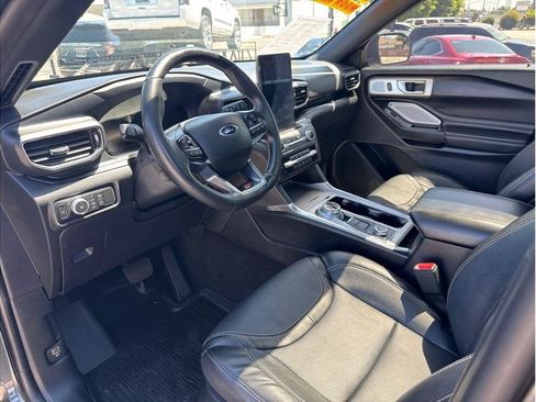 Used 2020 Ford Explorer ST w/ Premium Technology Package AWD/4WD image 14