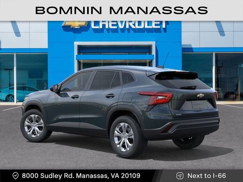 New 2026 Chevrolet Trax LS image 4