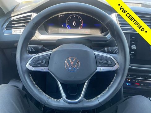 Certified 2023 Volkswagen Tiguan SE AWD/4WD image 24