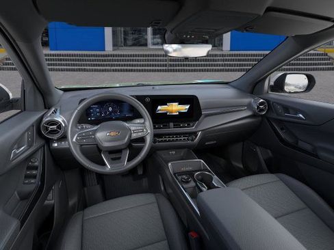 New 2026 Chevrolet Equinox LT w/ Convenience Package II image 39