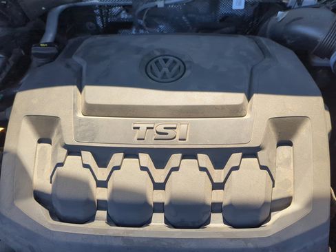 Certified 2022 Volkswagen Tiguan SE w/ Panoramic Sunroof Package image 21