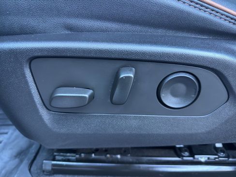 Used 2023 GMC Canyon AT4 w/ Canyon Safety Plus Package image 8