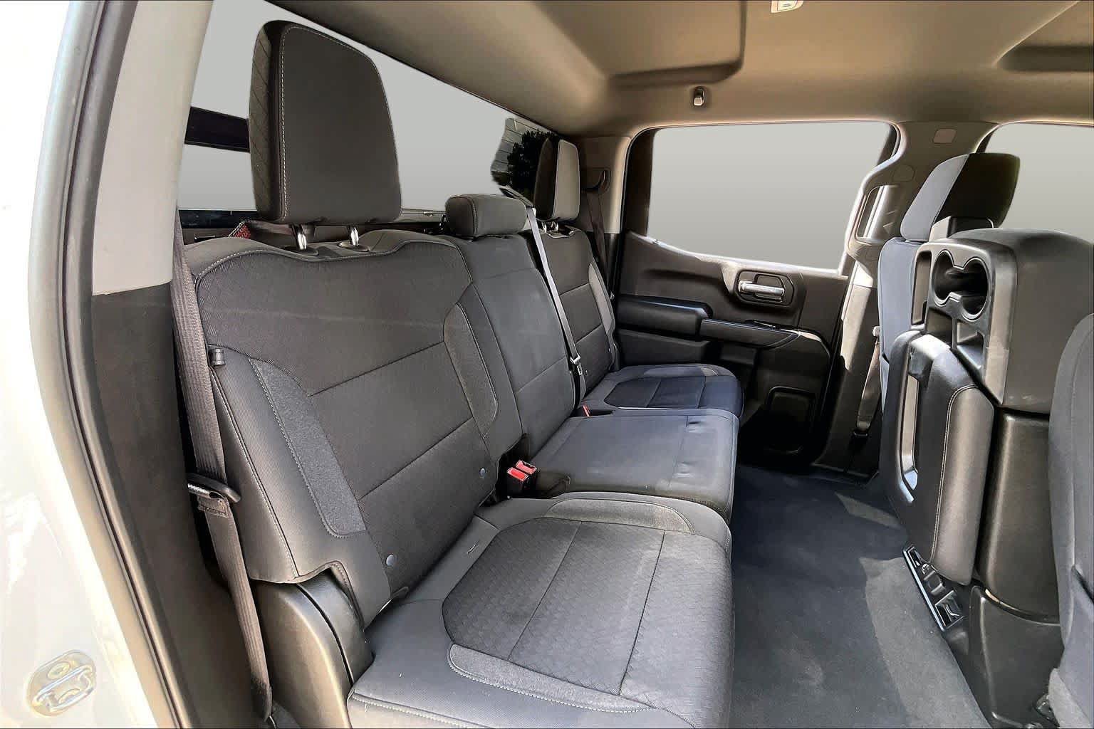 Used 2021 Chevrolet Silverado 1500 LT w/ Bed Protection Package RWD image 18