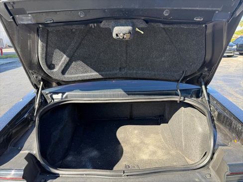 Used 2019 Dodge Challenger R/T w/ Plus Package image 18