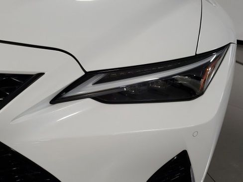 Used 2023 Lexus IS 500 500 F SPORT Performance image 31