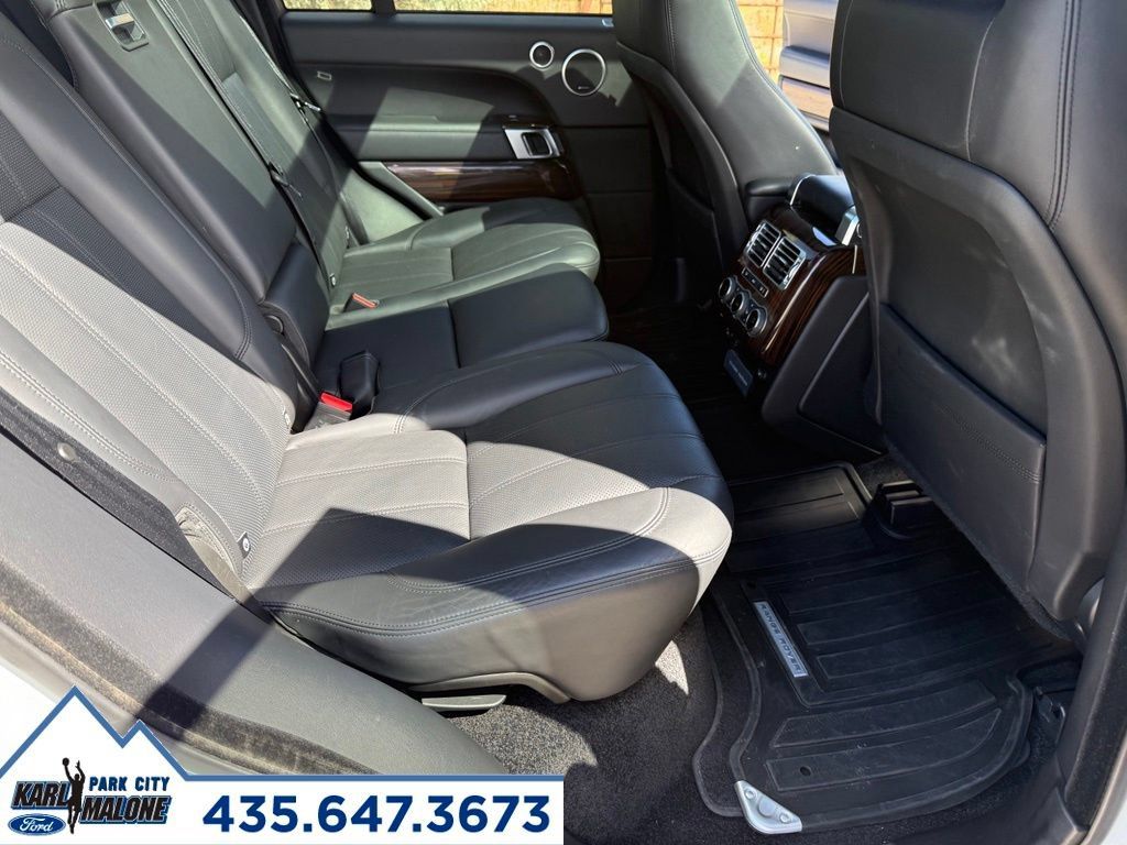 Used 2017 Land Rover Range Rover Supercharged AWD/4WD image 37