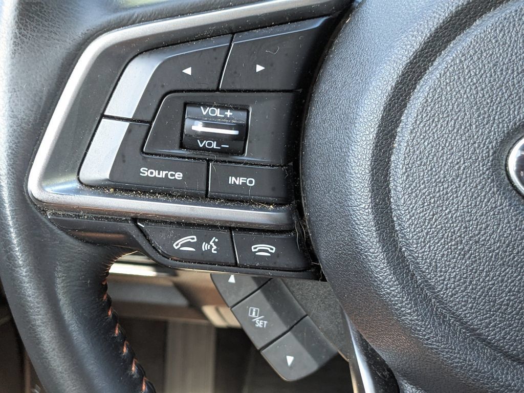 Used 2020 Subaru Crosstrek 2.0i Limited w/ Moonroof Package w/Navigation AWD/4WD image 23