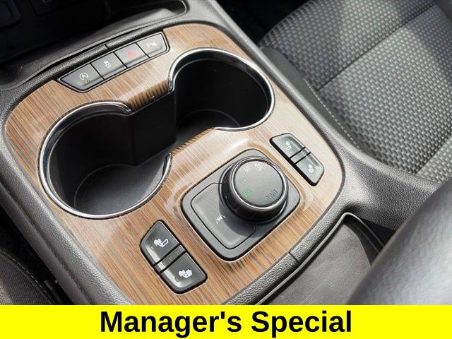 Used 2023 GMC Acadia SLE w/ Infotainment Package AWD/4WD image 26