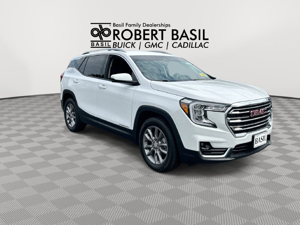 Used 2024 GMC Terrain SLT AWD/4WD image 2