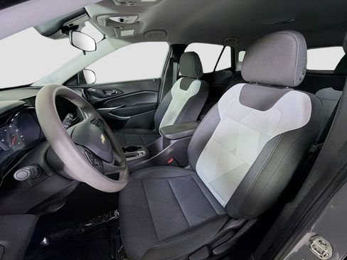 Used 2024 Chevrolet Trax LS w/ Driver Confidence Package image 13