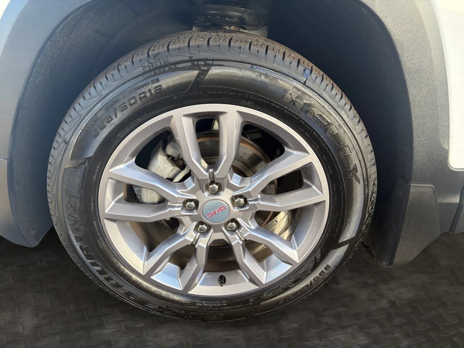 Used 2022 GMC Terrain SLT w/ LPO, Floor Liner Package AWD/4WD image 35