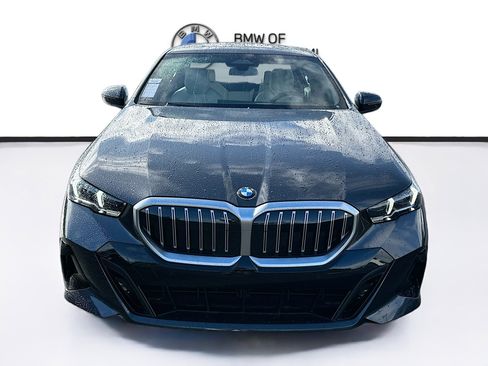 New 2026 BMW 530i w/ M Sport Package RWD image 2