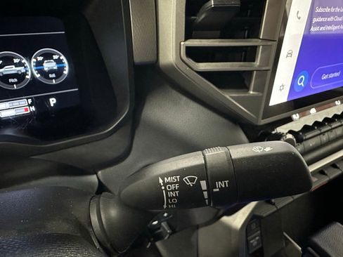 Used 2025 Toyota Tundra Limited image 23