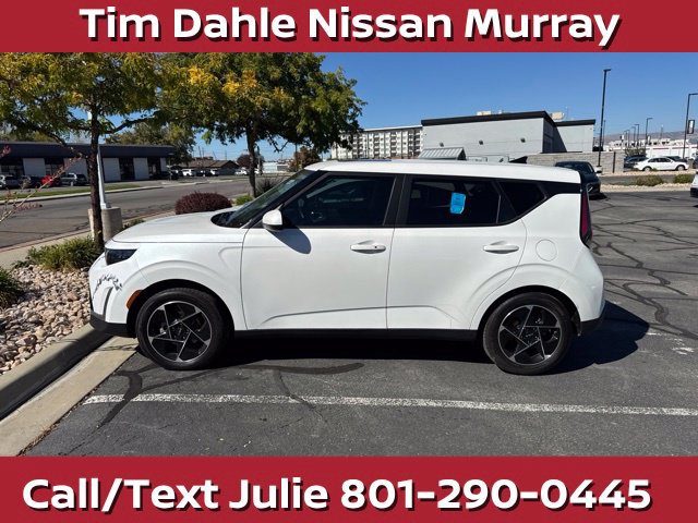 Used 2025 Kia Soul EX FWD image 4