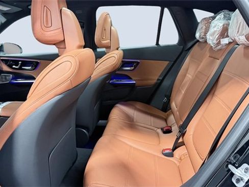 New 2026 Mercedes-Benz GLC 300 4MATIC image 7