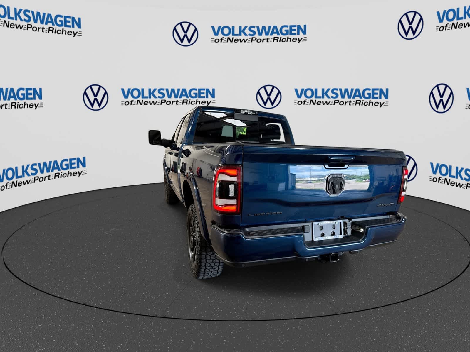 Used 2024 RAM 2500 Limited AWD/4WD image 12