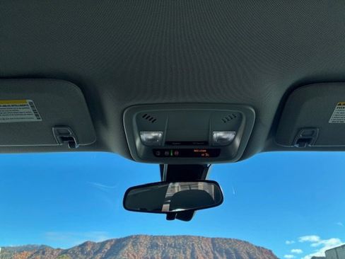 Used 2022 Chevrolet Malibu RS w/ LPO, Convenience Package 2 image 16