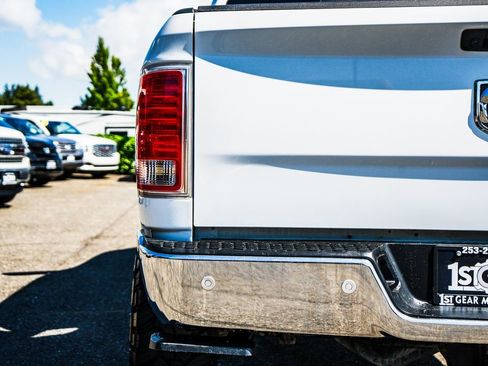 Used 2018 RAM 2500 Laramie AWD/4WD image 10