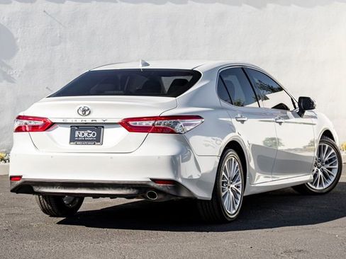 Used 2018 Toyota Camry XLE w/ Audio Package image 6