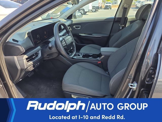 Used 2025 Kia K4 FWD image 9