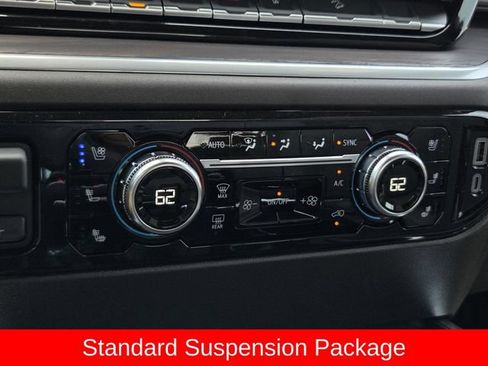 New 2026 GMC Sierra 1500 SLT w/ SLT Premium Package AWD/4WD image 19