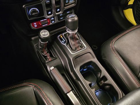 Used 2022 Jeep Wrangler Rubicon w/ LED Lighting Group image 34