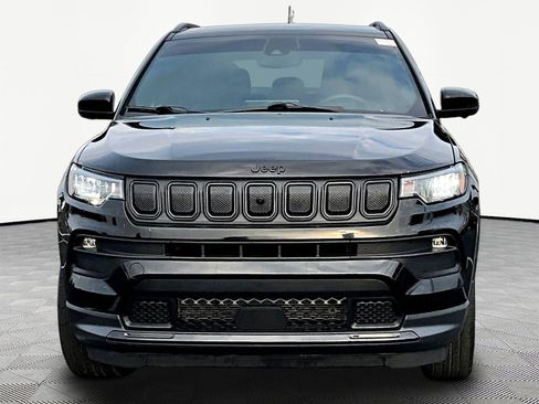 Used 2022 Jeep Compass Latitude w/ Convenience Group AWD/4WD image 2