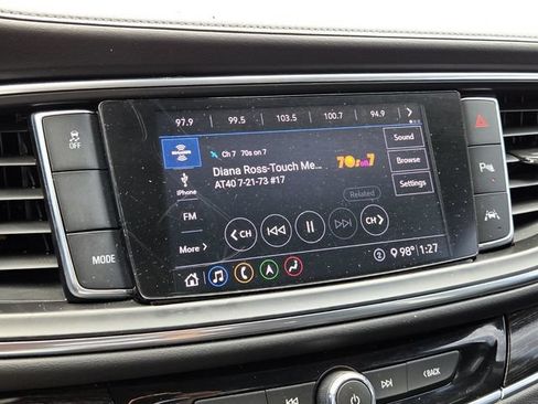 Used 2021 Buick Enclave Avenir w/ Avenir Technology Package FWD image 26