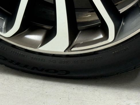 Used 2020 Land Rover Range Rover HSE image 41