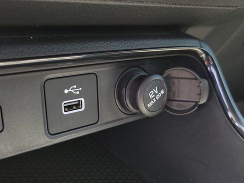 Used 2024 Honda CR-V LX image 9
