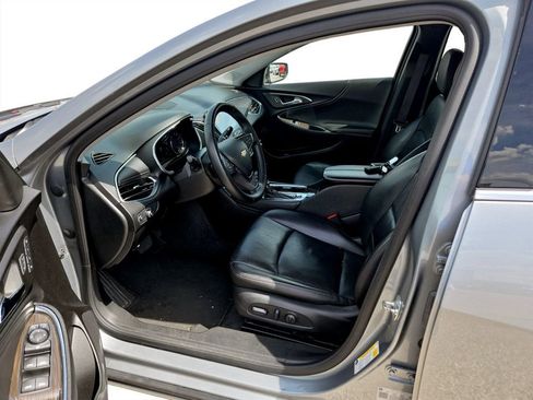 Used 2024 Chevrolet Malibu LT FWD image 29