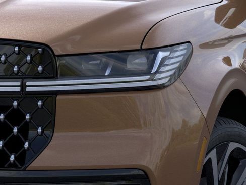 New 2026 Lincoln Navigator L Black Label AWD/4WD image 18