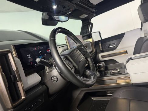 Used 2025 GMC Hummer EV 2X AWD/4WD image 22