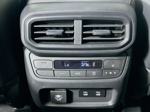 Certified 2026 Honda Pilot TrailSport image 27