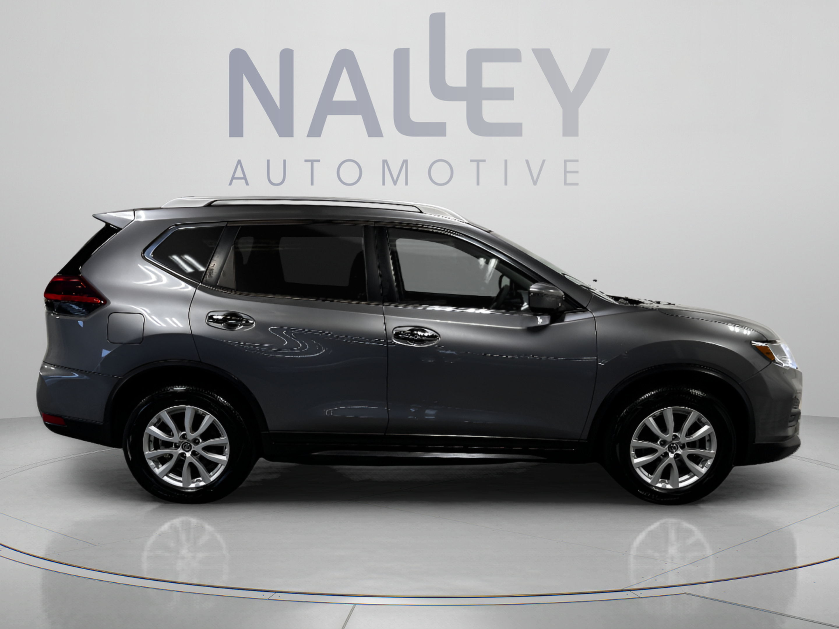 Used 2019 Nissan Rogue SV FWD image 6