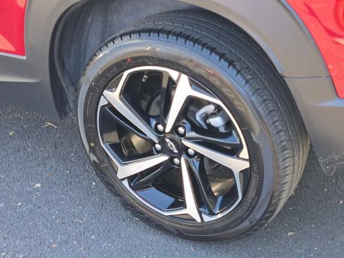 Certified 2021 Chevrolet TrailBlazer RS w/ Convenience Package AWD/4WD image 17