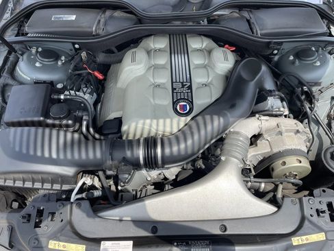 Used 2007 BMW 750i image 9