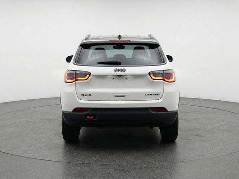 Used 2025 Jeep Compass Trailhawk AWD/4WD image 7