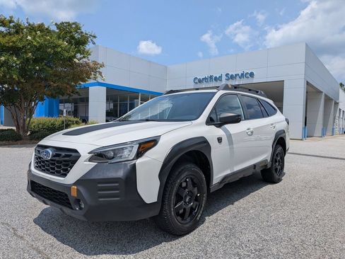 Used 2023 Subaru Outback Wilderness AWD/4WD image 4