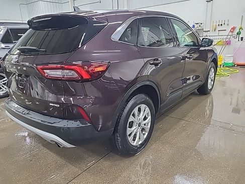 Certified 2023 Ford Escape Active AWD/4WD image 4