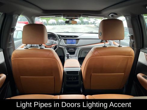 Used 2022 Cadillac XT5 Premium Luxury w/ LPO, Floor Liner Package AWD/4WD image 20