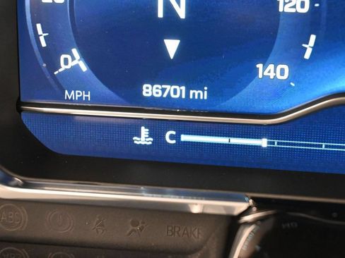 Used 2022 Chevrolet Silverado 1500 LTZ RWD image 39