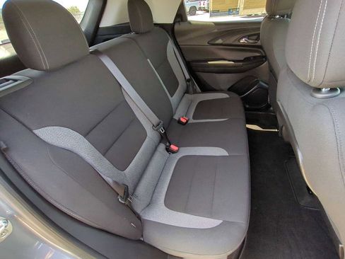 Used 2024 Chevrolet TrailBlazer LT FWD image 25