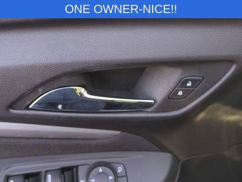 Used 2023 Chevrolet Bolt EUV LT image 26