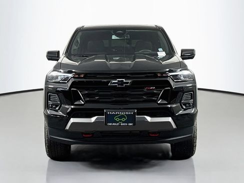 Certified 2025 Chevrolet Colorado Z71 w/ Technology Package AWD/4WD image 2