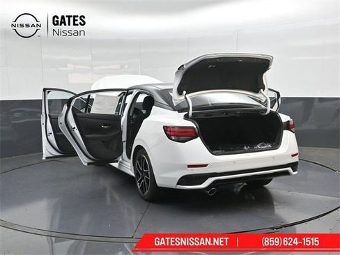 New 2025 Nissan Sentra SR image 58