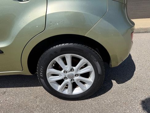 Used 2013 Kia Soul + w/ Audio Pkg FWD image 26